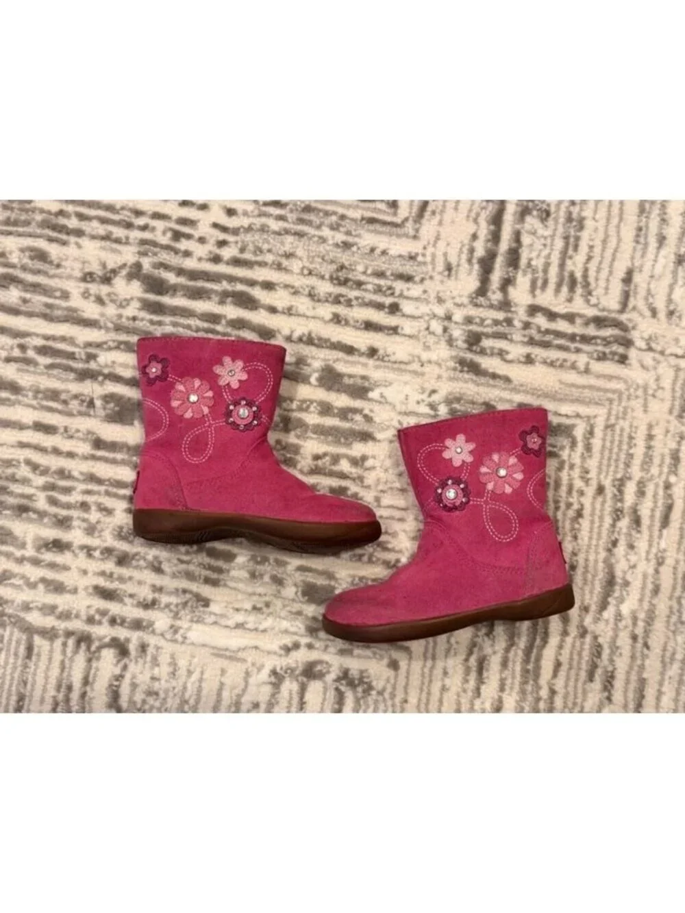 UGG Toddler girls size 7.5 Pink Floral Boots S/N 1003095T